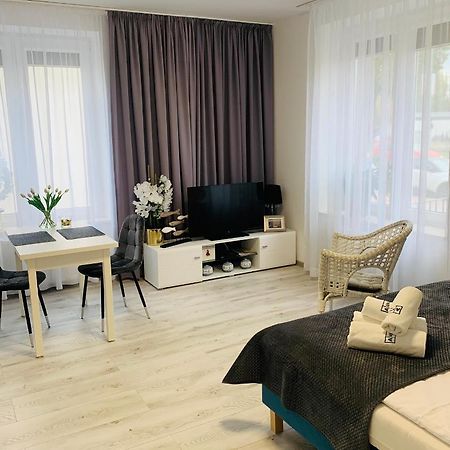 Apartament Walczaka 22 Miejsce Parkingowe 고르주프비엘코폴스키 외부 사진