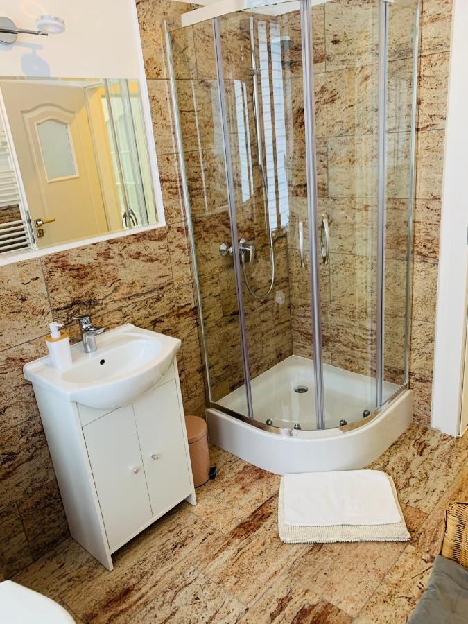 Apartament Walczaka 22 Miejsce Parkingowe 고르주프비엘코폴스키 외부 사진